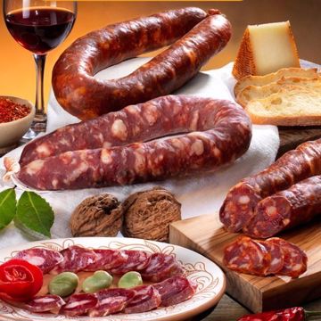 Immagine di SALSICCIA GIRELLA PICCANTE  DA 300 Gr